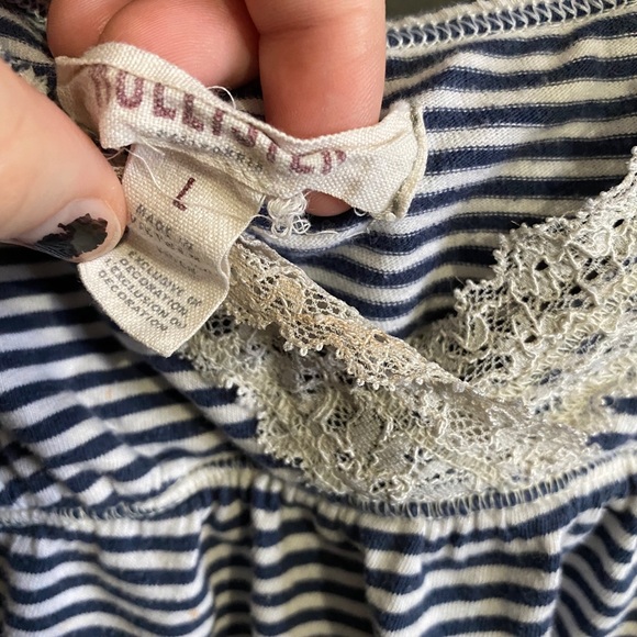 / HOLLISTER SHIRT! / - Picture 4 of 4